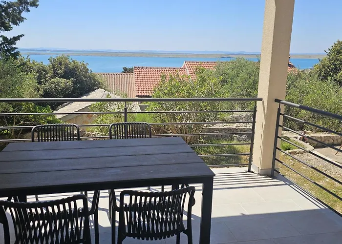 Look Smokvica Pag Smokvica (Pag)