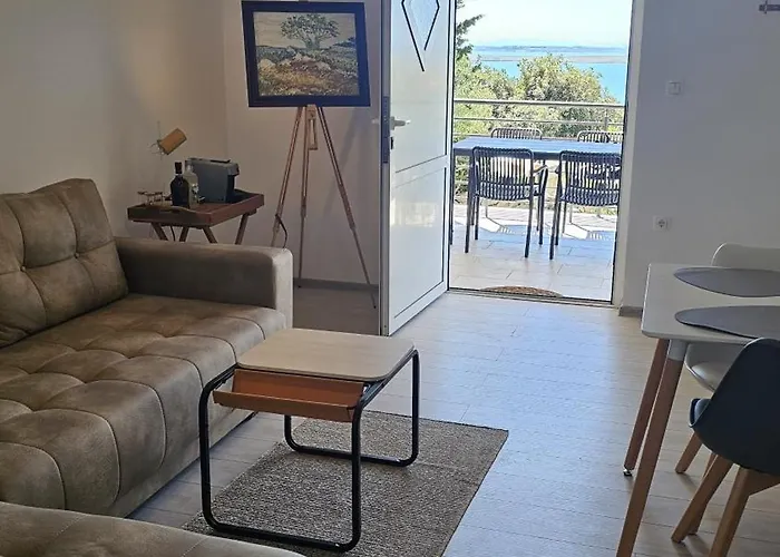 Look Smokvica Pag דירה *